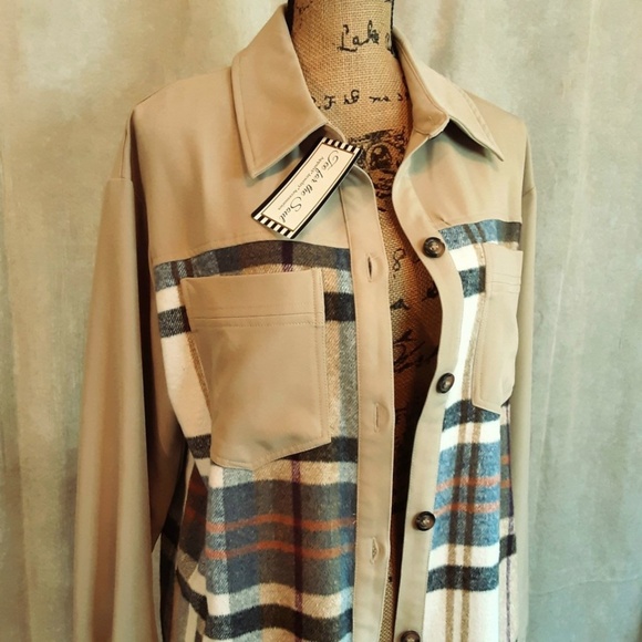 NWT Women's Long Khaki & Plaid Flannel Shacket Button Front Relaxed Fit M - Picture 3 of 13
